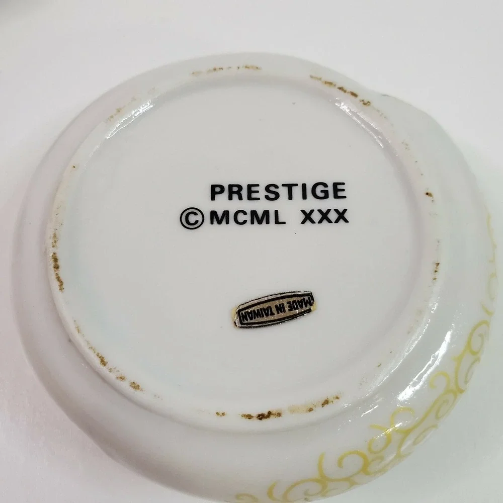Prestige MCML vtg prestige